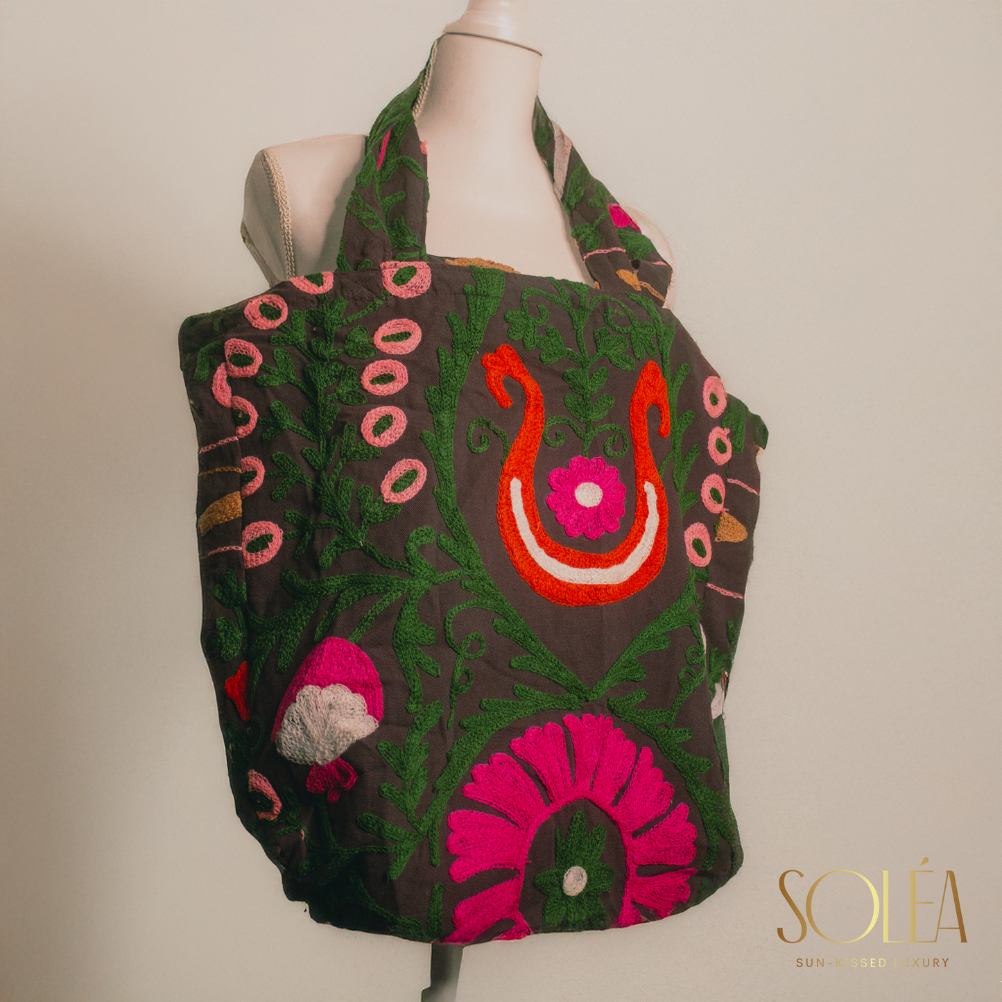 
                  
                    Howdy Suzani Tote Bag - Soléa
                  
                