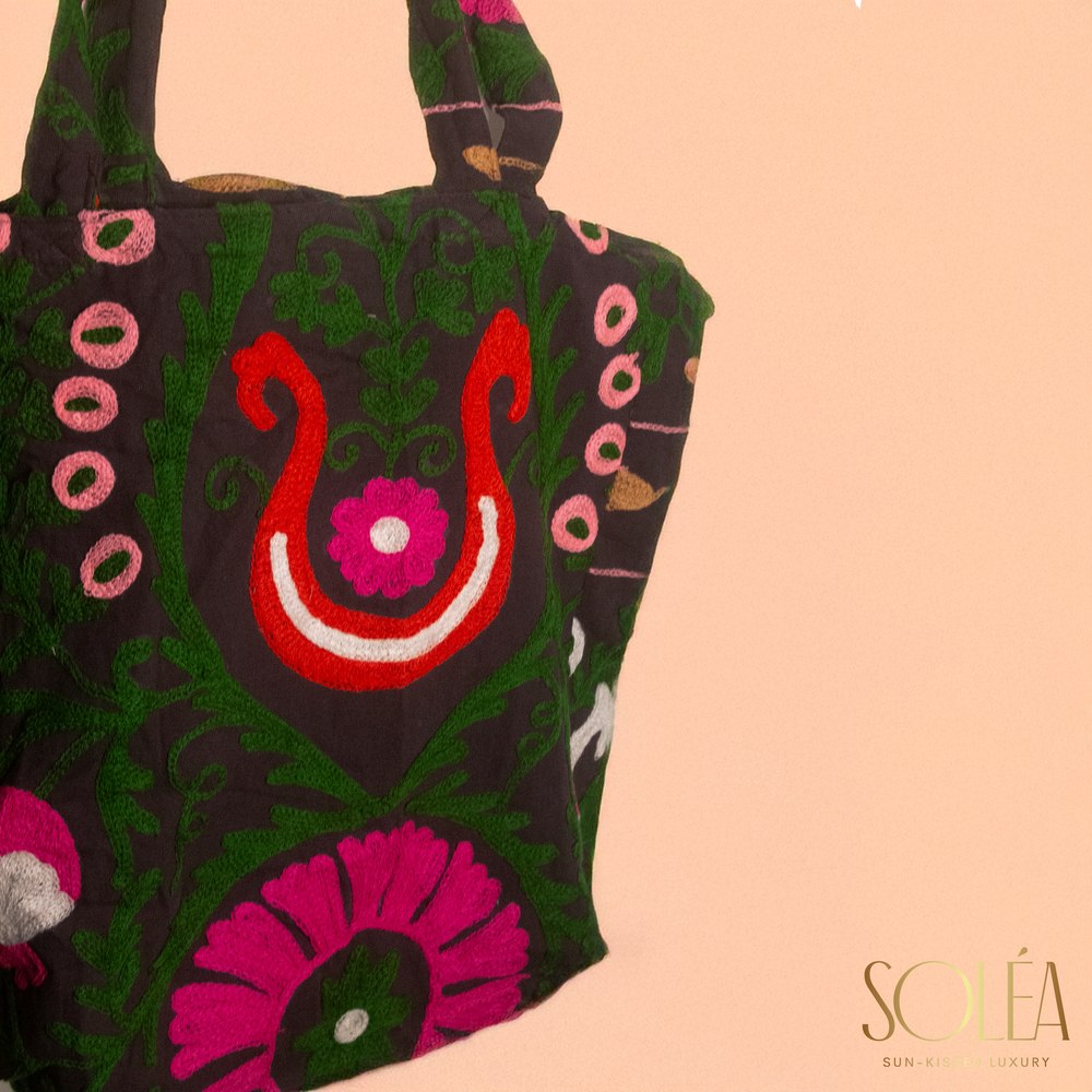 
                  
                    Howdy Suzani Tote Bag - Soléa
                  
                