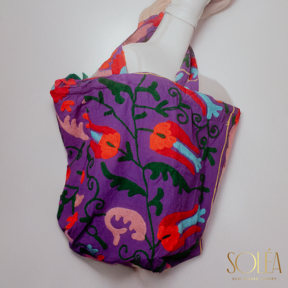 
                  
                    Tulip Garden Suzani Tote Bags - Soléa
                  
                