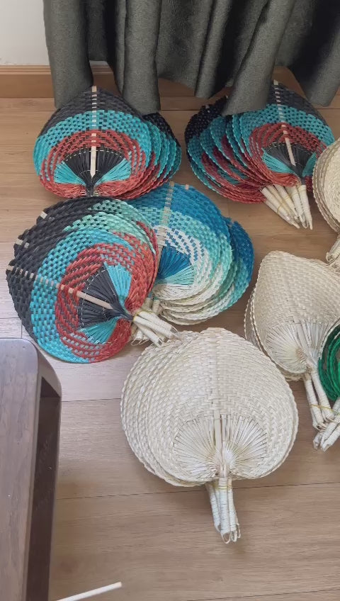 
                  
                    Load and play video in Gallery viewer, Bicolor Raffia Handmade Fan
                  
                